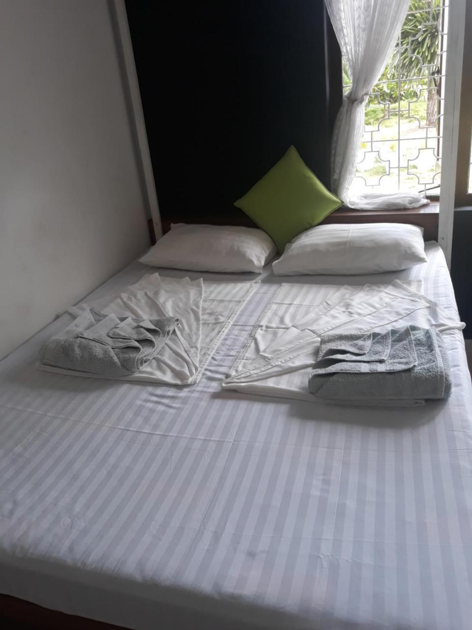 Coco Hostels - Велигама Экстерьер фото