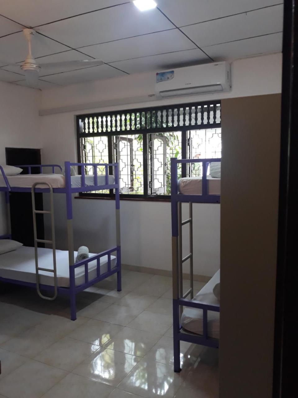 Coco Hostels - Велигама Экстерьер фото