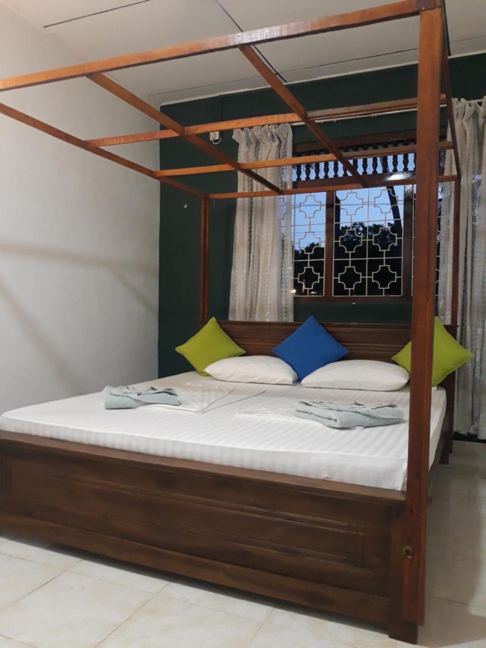 Coco Hostels - Велигама Экстерьер фото