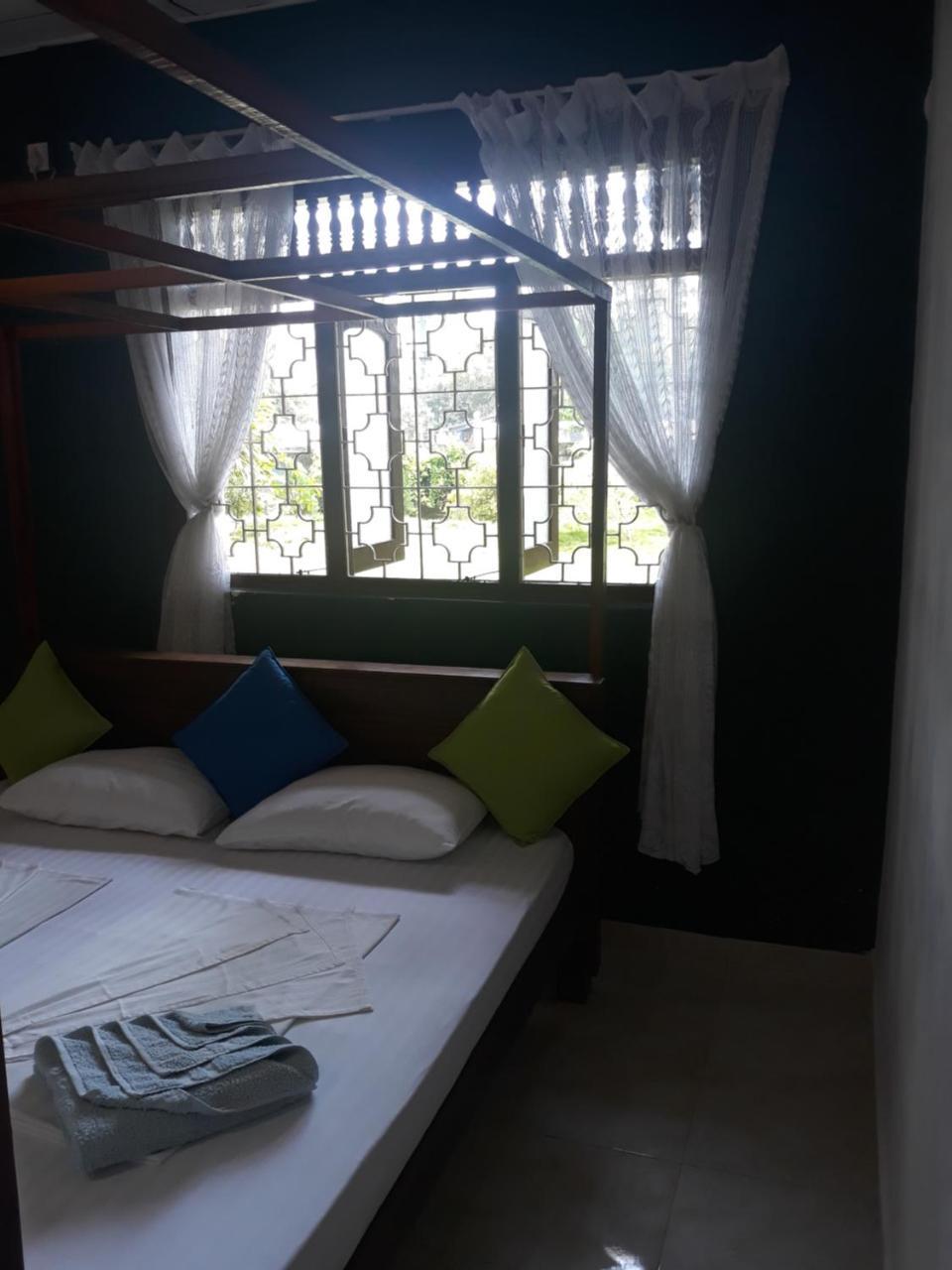 Coco Hostels - Велигама Экстерьер фото