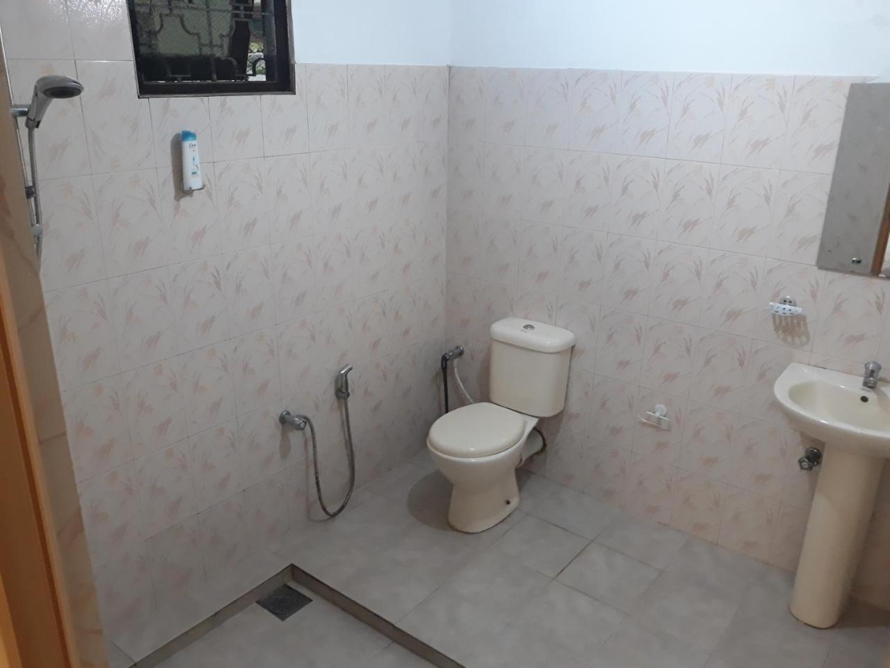 Coco Hostels - Велигама Экстерьер фото